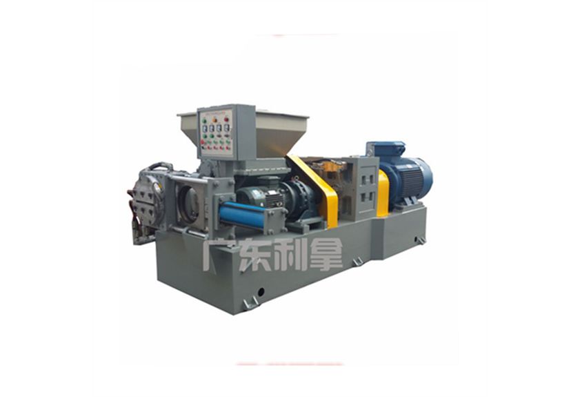 低溫橡膠過濾出片機:創新技術在工業中的應用-2